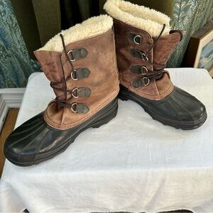 Sorel Men’s Bighorn Winter Arctic Boots with Insulated Lining, Size 11